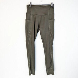 Cali Sport Olive Green Yoga Leggings With Mesh pockets Size Small
